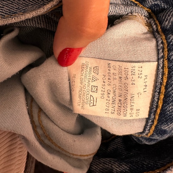 TOMMY HILFIGER VINTAGE JEANS🩵 - Picture 5 of 5